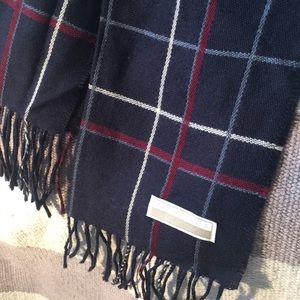 Perry Ellis Scarf Navy Blue w/ Rectangular Pattern